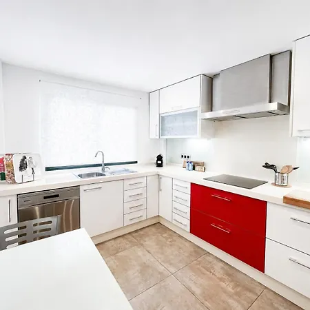 Сasa de vacaciones Spacious Family Townhouse In Cancelada, Near Golf Courses And The *