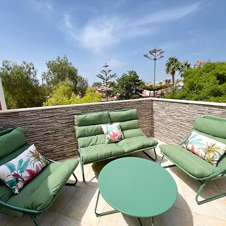 Nyaraló Spacious Family Townhouse In Cancelada, Near Golf Courses And The Estepona