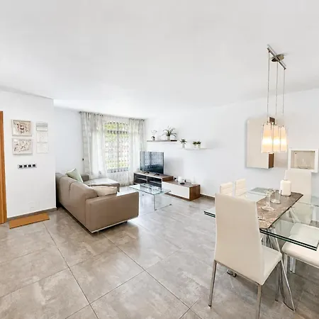 Spacious Family Townhouse In Cancelada, Near Golf Courses And The *