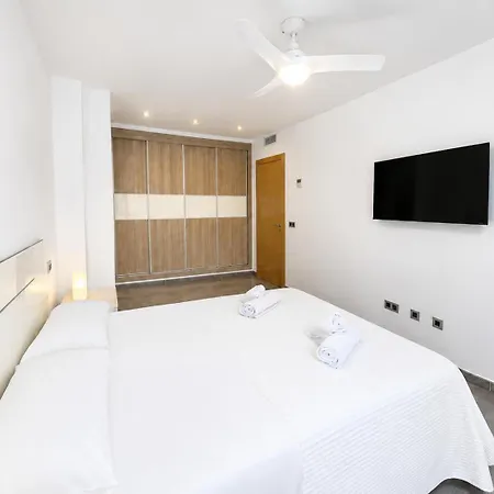 Spacious Family Townhouse In Cancelada, Near Golf Courses And The Estepona